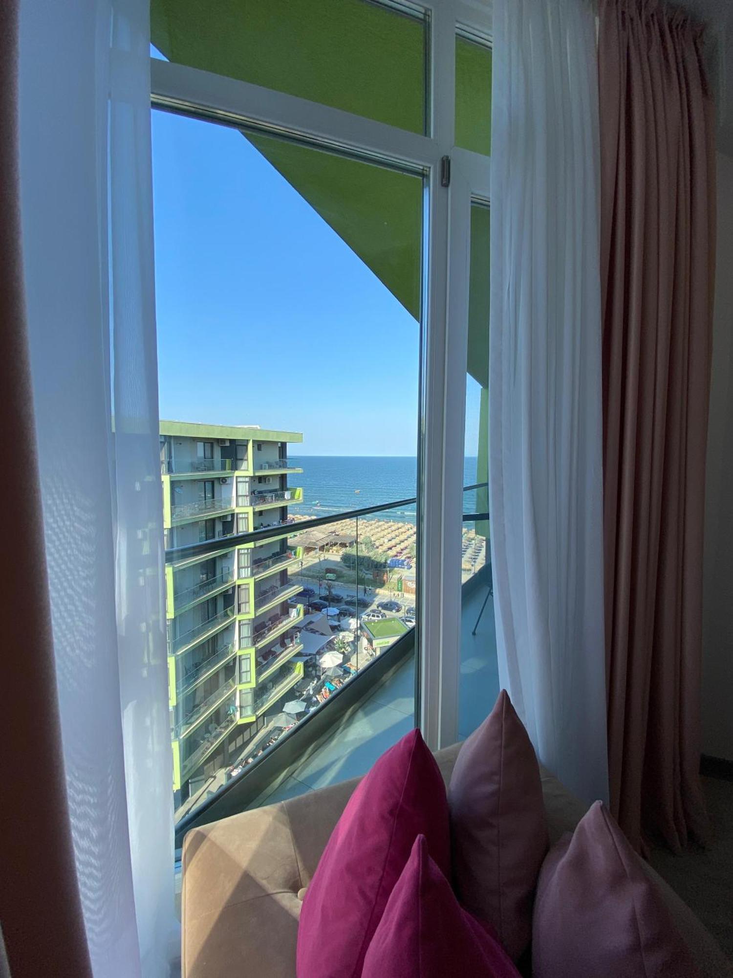 IAKO PREMIUM APARTAMENT- Alezzi Beach Năvodari Esterno foto